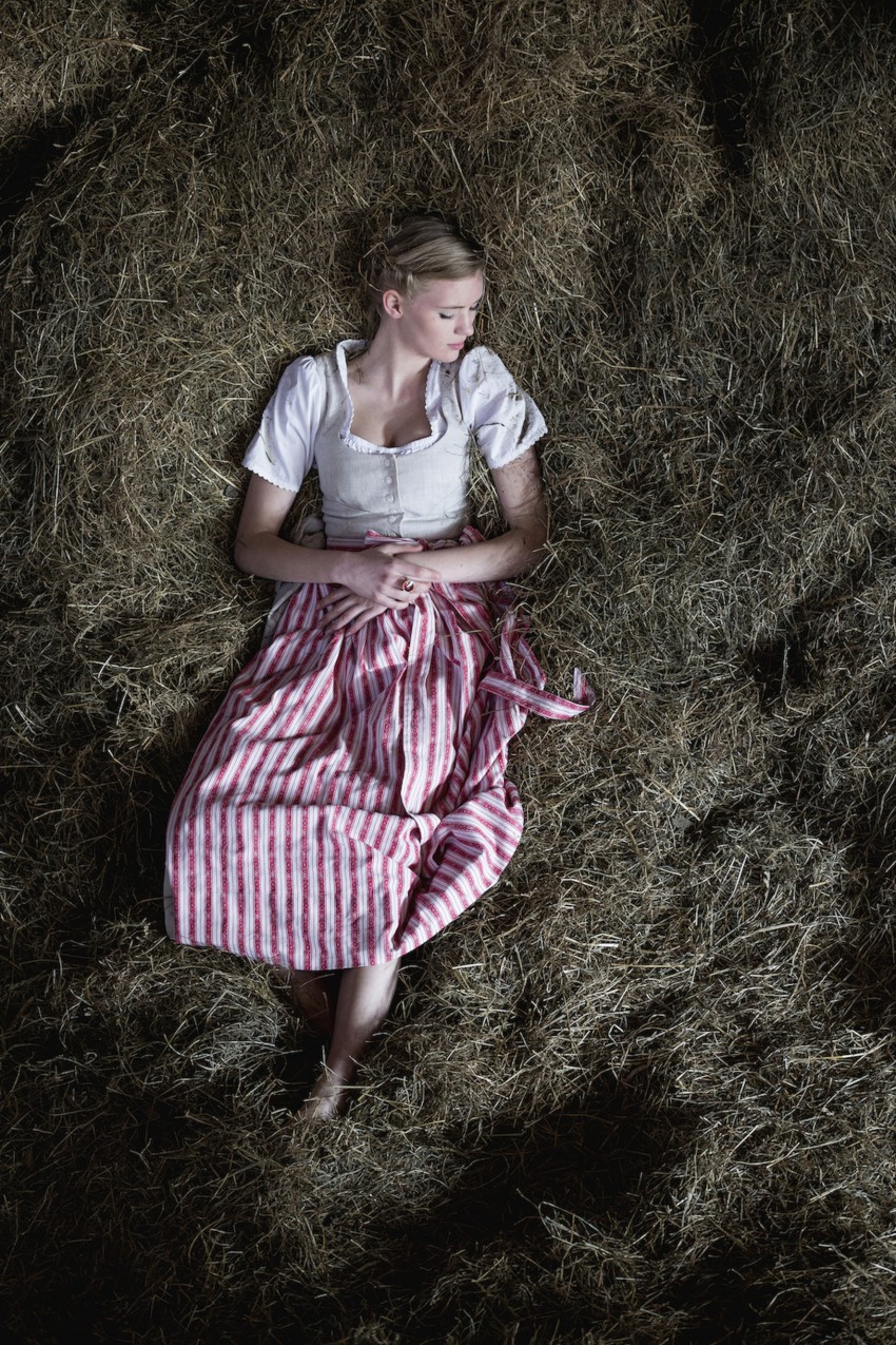 Janina Lindner Dirndl 15 JPG 134